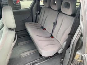 Chrysler Voyager  2.5 CRD 141 K.C, снимка 12