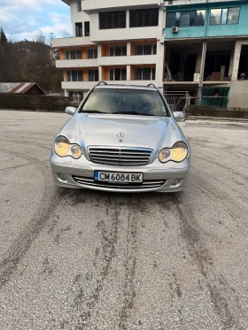 Mercedes-Benz C 320, снимка 2
