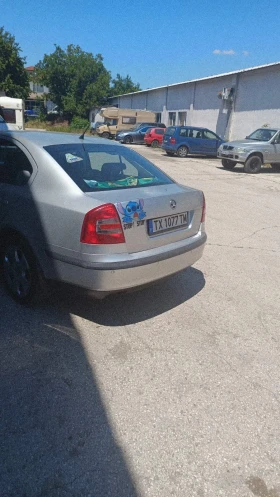 Skoda Octavia Медия, снимка 5
