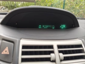 Toyota Yaris - 2400 € - 94618127 6
