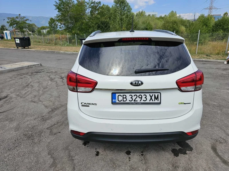 Kia Carens, снимка 3 - Автомобили и джипове - 48388573