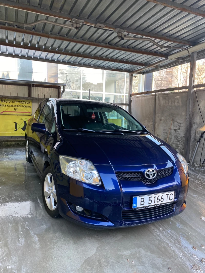 Toyota Auris, снимка 1 - Автомобили и джипове - 48810087