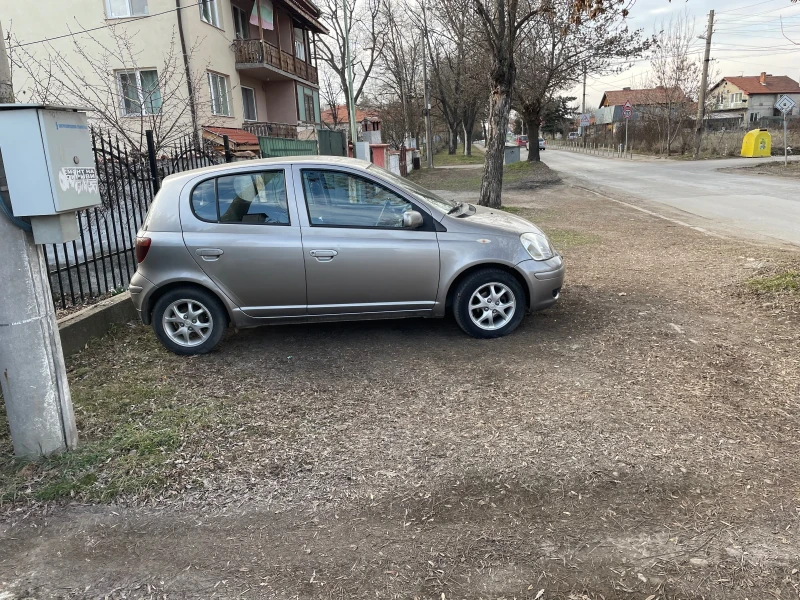 Toyota Yaris, снимка 5 - Автомобили и джипове - 49134951