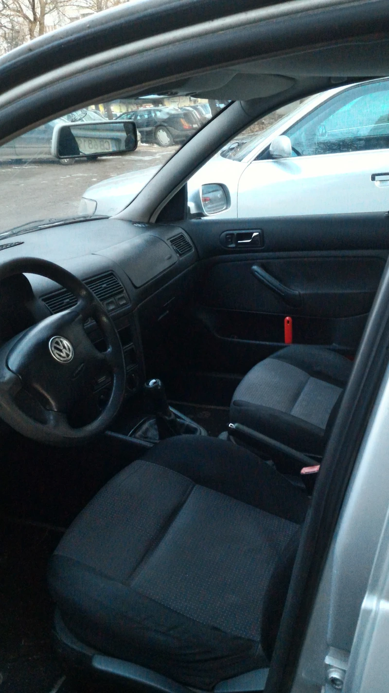 VW Golf, снимка 8 - Автомобили и джипове - 49276582