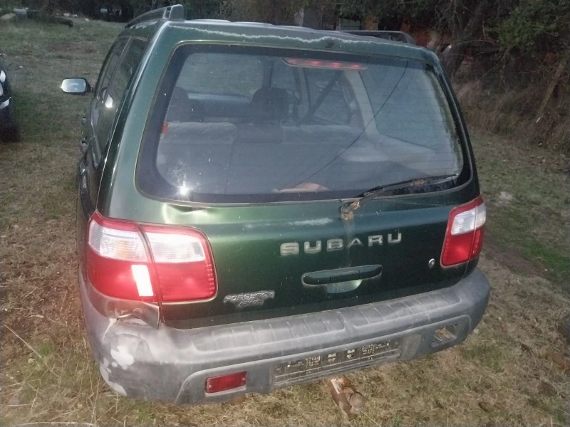 Subaru Forester 2.0, снимка 9 - Автомобили и джипове - 52551954