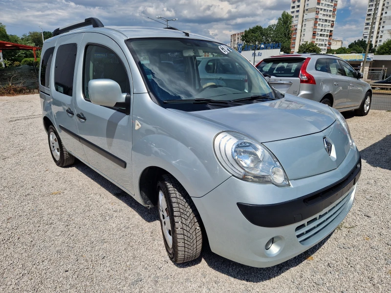 Renault Kangoo 1.6i газов инжекцион, снимка 3 - Автомобили и джипове - 51201501