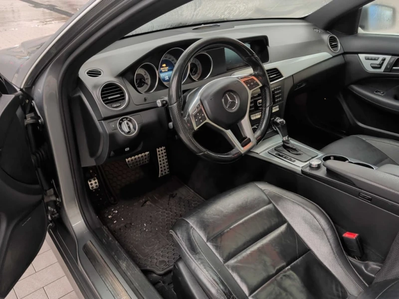 Mercedes-Benz C 350 2015 4MATIC * БЕЗ ПЪРВОНАЧАЛНА ВНОСКА* , снимка 7 - Автомобили и джипове - 52869597