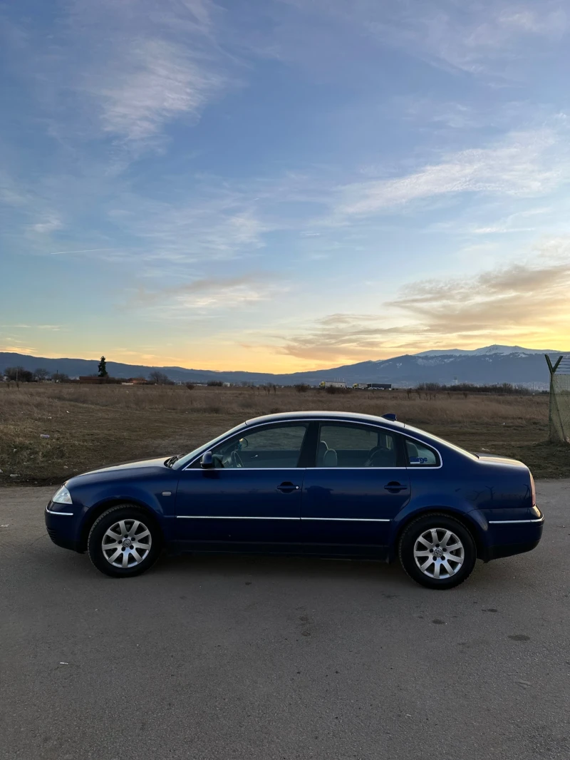 VW Passat, снимка 5 - Автомобили и джипове - 52915181