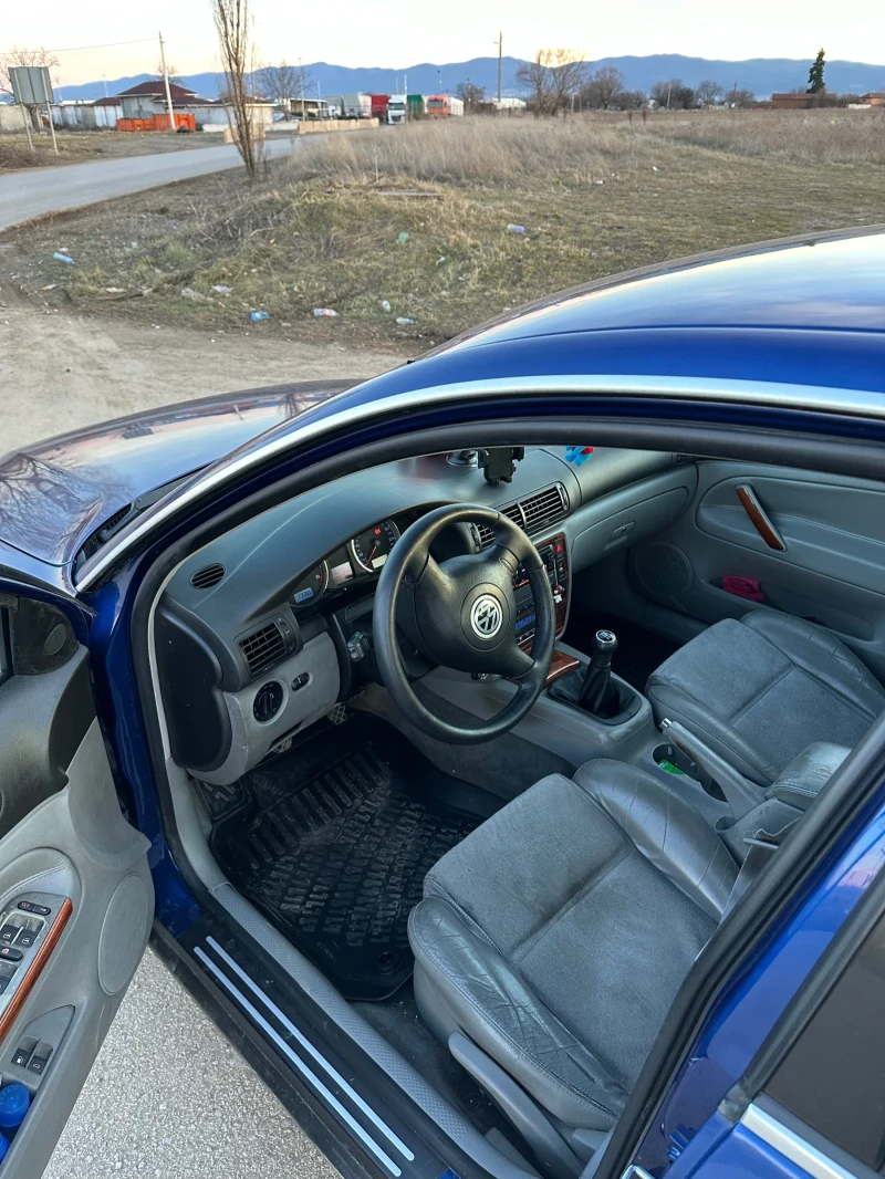 VW Passat, снимка 8 - Автомобили и джипове - 52915181