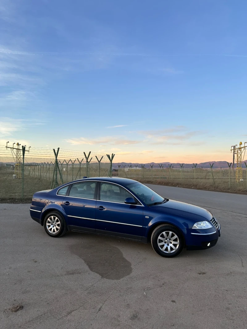 VW Passat, снимка 2 - Автомобили и джипове - 52915181