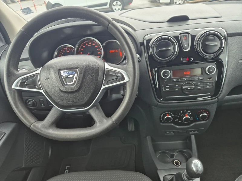 Dacia Lodgy 7-места  1, 5-DCI, снимка 14 - Автомобили и джипове - 53275240