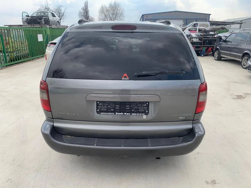 Chrysler Voyager  2.5 CRD 141 K.C, снимка 14 - Автомобили и джипове - 36164464