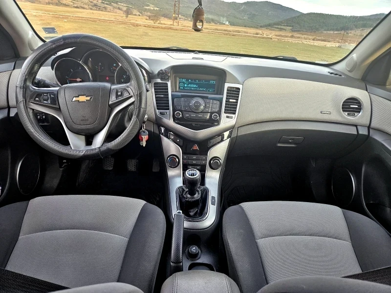 Chevrolet Cruze 2.0 VCDI, снимка 7 - Автомобили и джипове - 52694004
