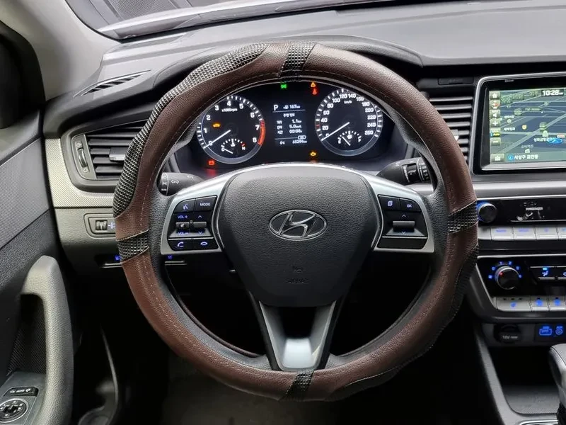Hyundai Sonata New Rise 2.0 Style, снимка 14 - Автомобили и джипове - 55260874