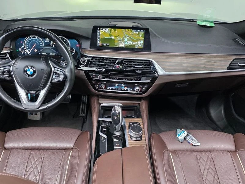BMW 530 530I M Sports Plus, снимка 7 - Автомобили и джипове - 55505095