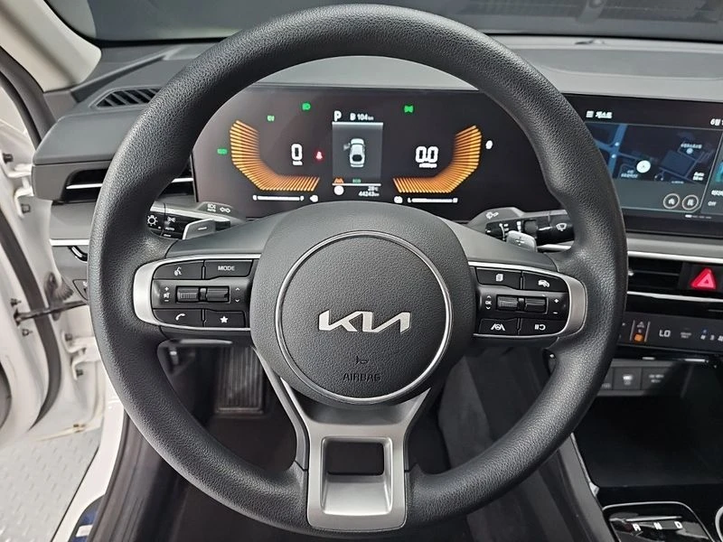 Kia K5 Prestige| 193к.с., снимка 12 - Автомобили и джипове - 56126553