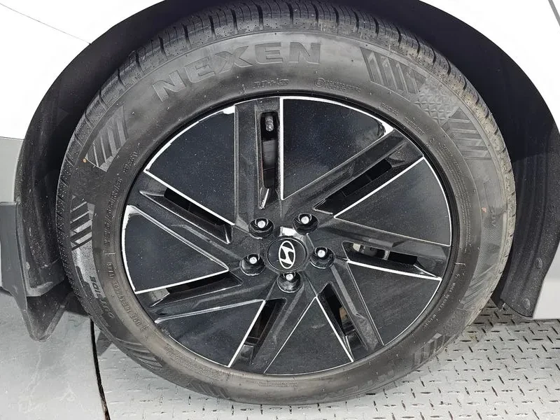 Hyundai Ioniq 6 Long Range Exclusive, снимка 5 - Автомобили и джипове - 56286673