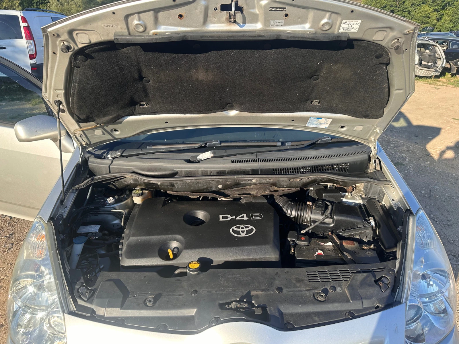 Toyota Corolla verso 2.2 D-4D 136. | Mobile.bg   15