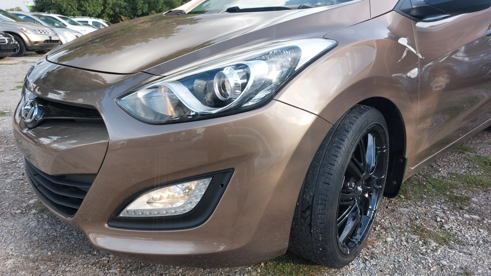 Hyundai I30 1.4 бензин, хечбек, 5врати - изображение 3