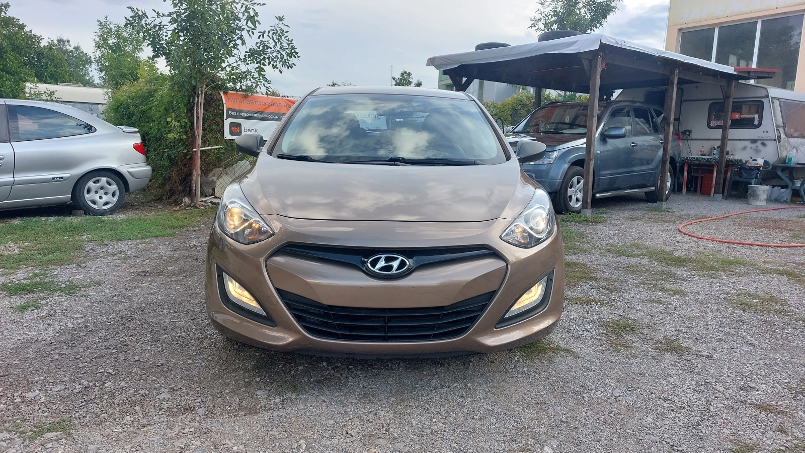 Hyundai I30 1.4 бензин, хечбек, 5врати - изображение 4