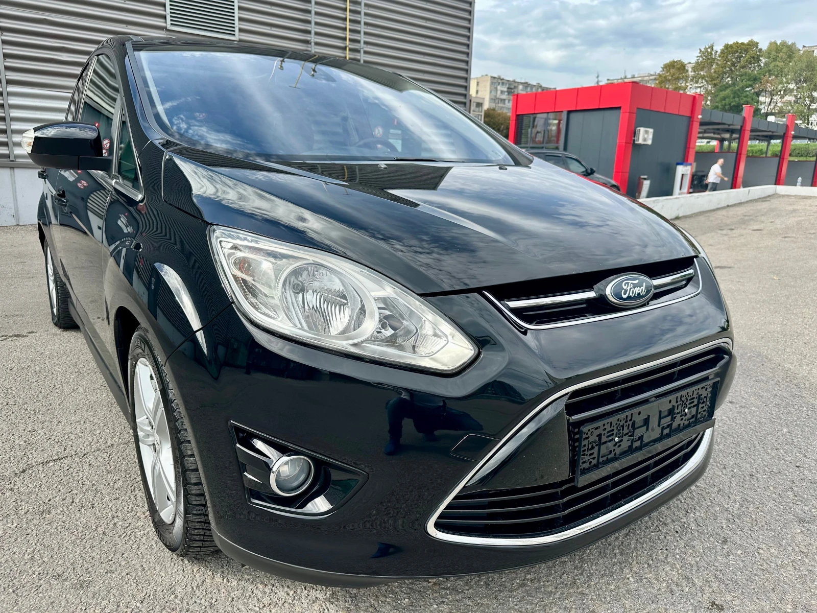 Ford C-max 1.6 D TITANIUM - изображение 3