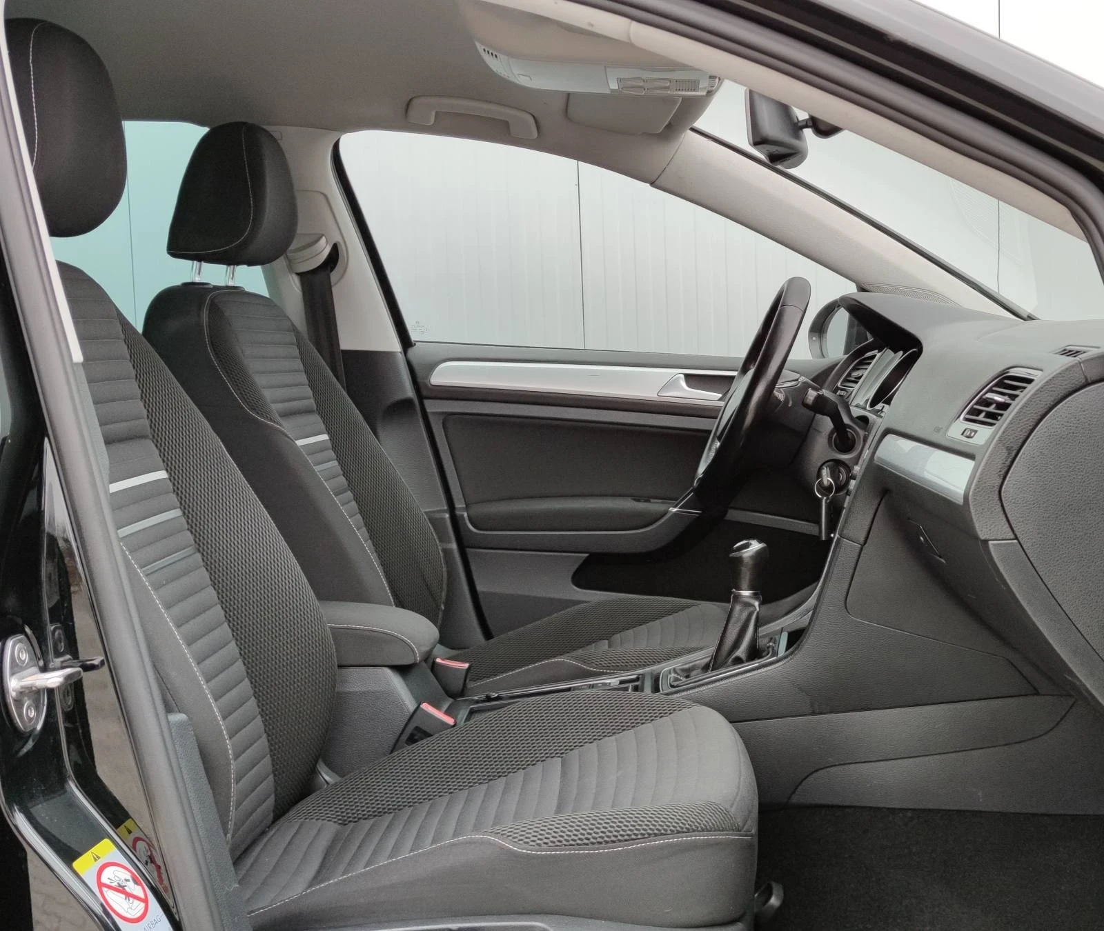 VW Golf * LED* NAVI* CUP*  | Mobile.bg — изображение 13