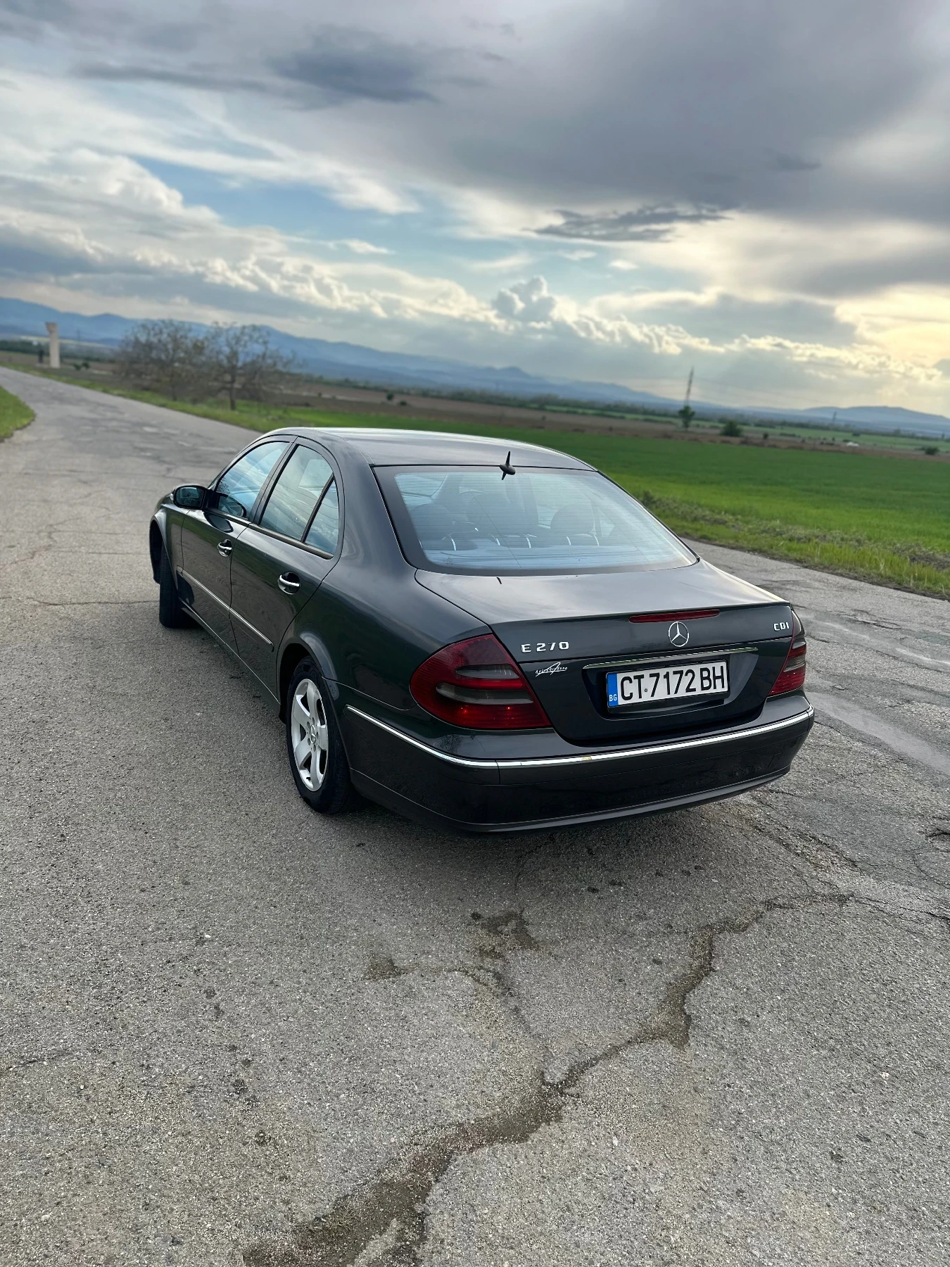 Mercedes-Benz E 270 2, 7 CDI - изображение 6