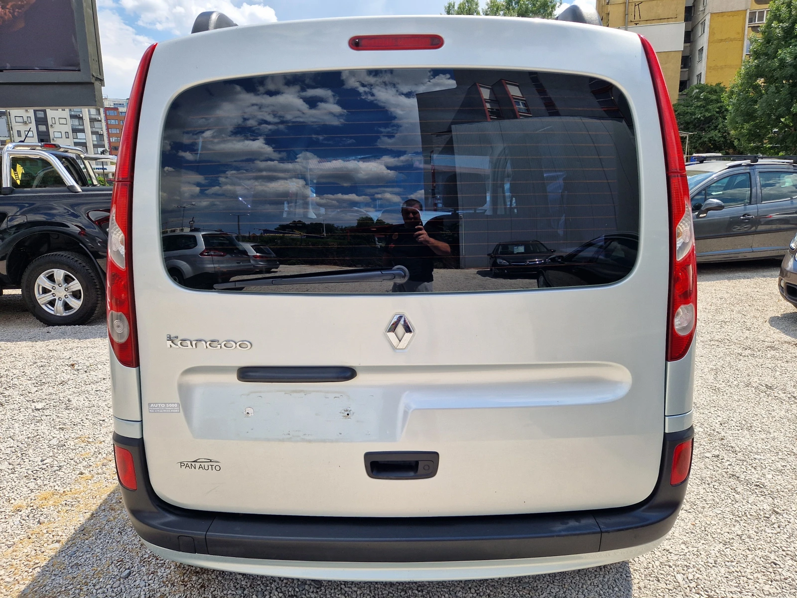 Renault Kangoo 1.6i газов инжекцион - изображение 6
