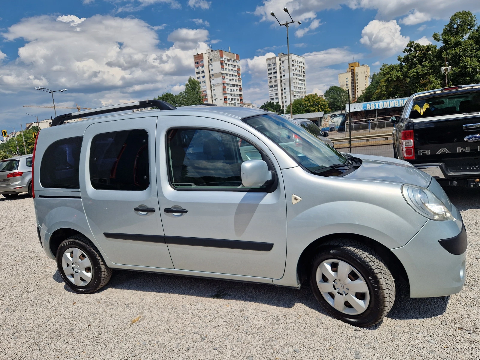 Renault Kangoo 1.6i газов инжекцион - изображение 4