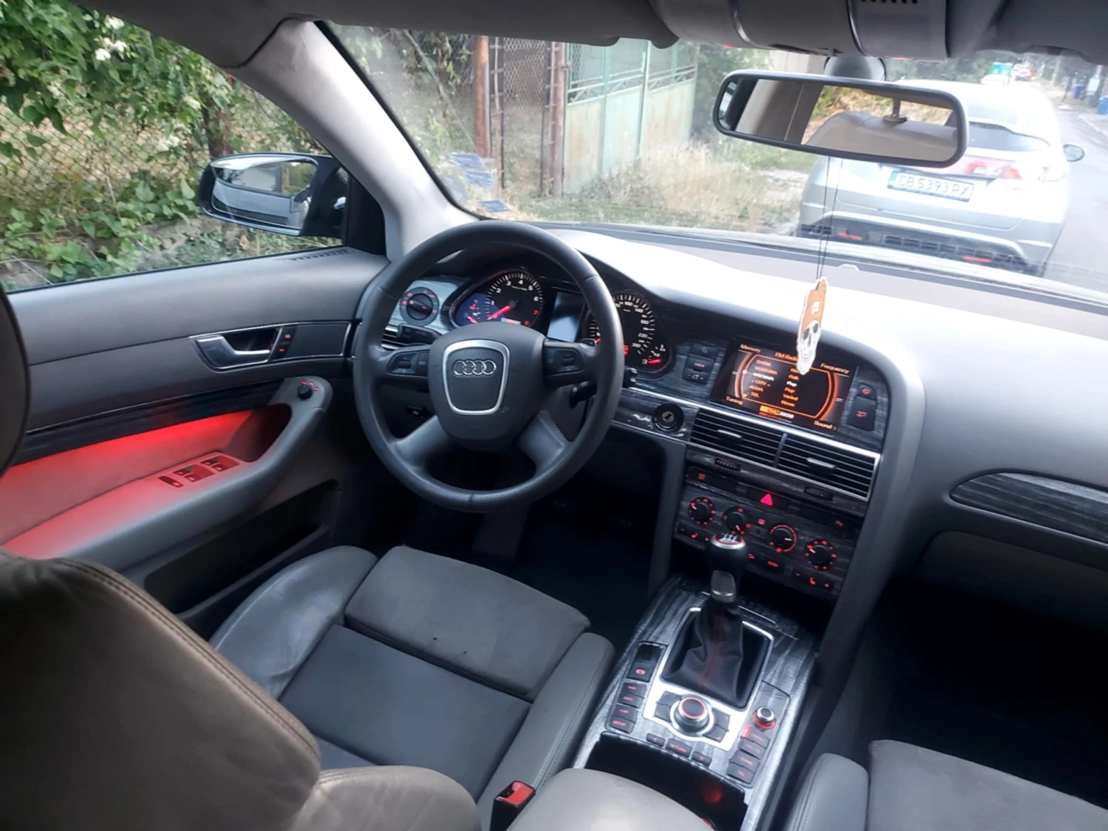 Audi A6 2.4 - изображение 8