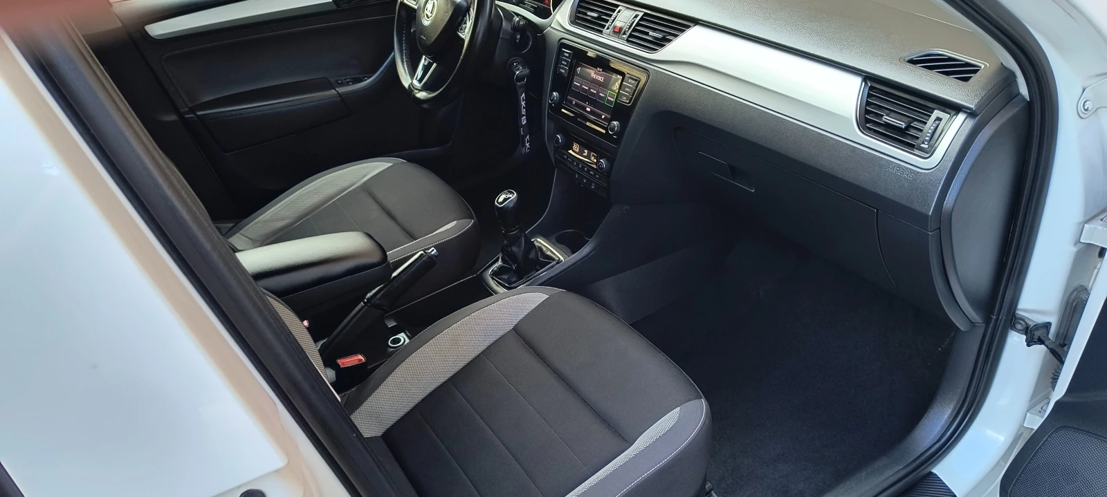 Skoda Rapid 1.6TDI EURO6 116 k.c. | Mobile.bg � ����������� 4