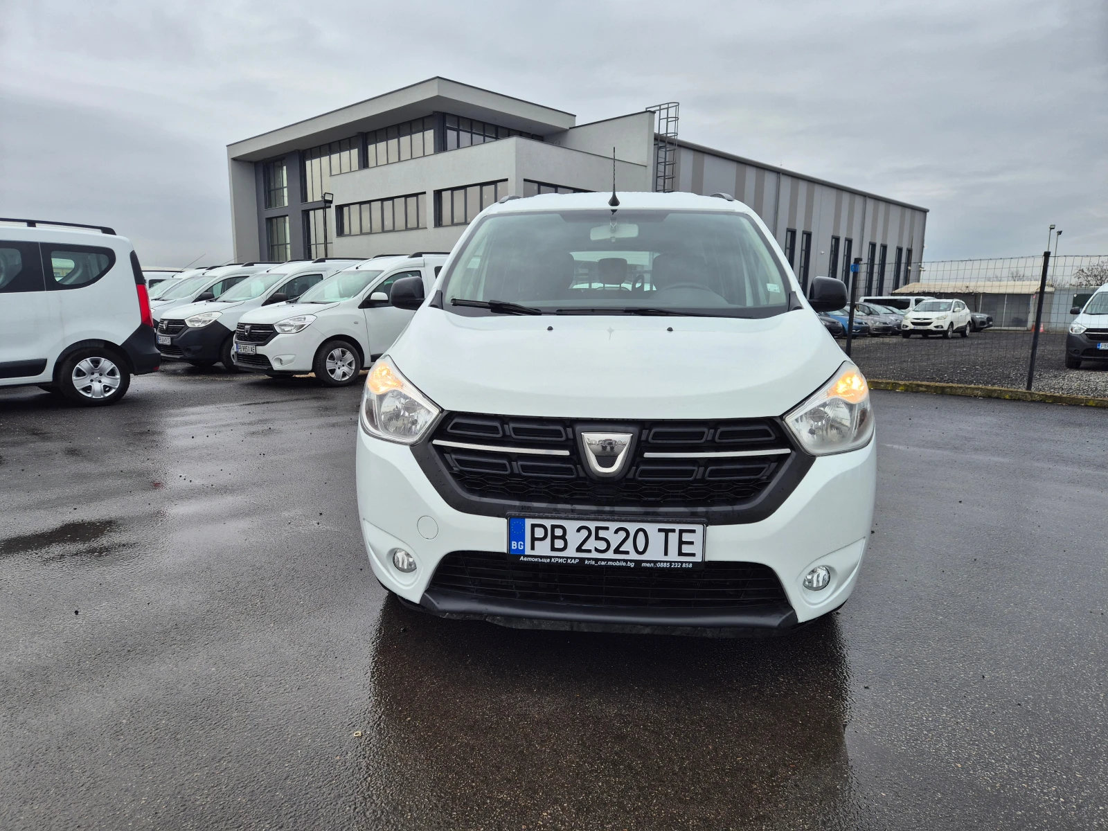 Dacia Lodgy 7-места  1, 5-DCI - изображение 8