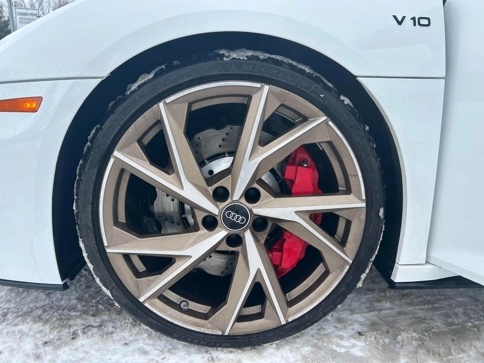 Audi R8 V10 PERFORMANCE| ПОДГРЕВИ| BANG&OLUFSEN| CARFAX - изображение 7