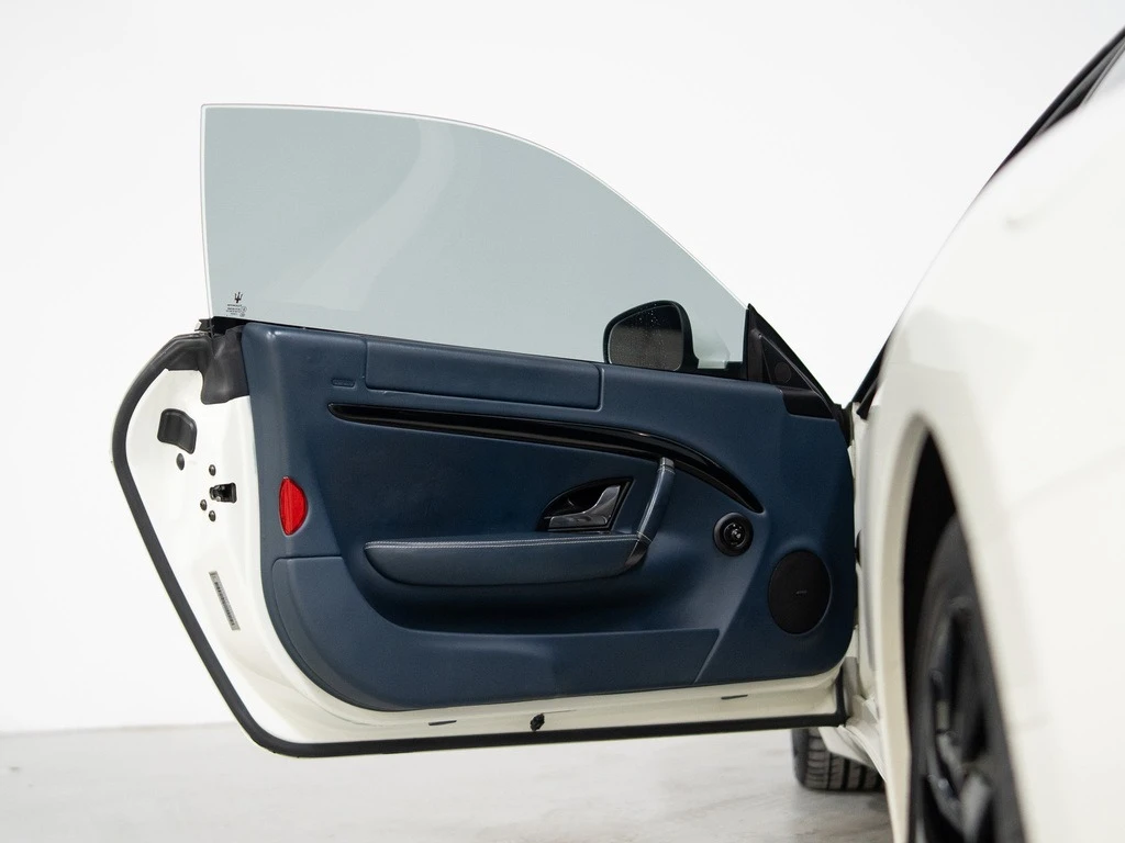 Maserati GranTurismo 4.7 V8 * BOSE * ��� ��������� * * �������� ������� | Mobile.bg � ����������� 16