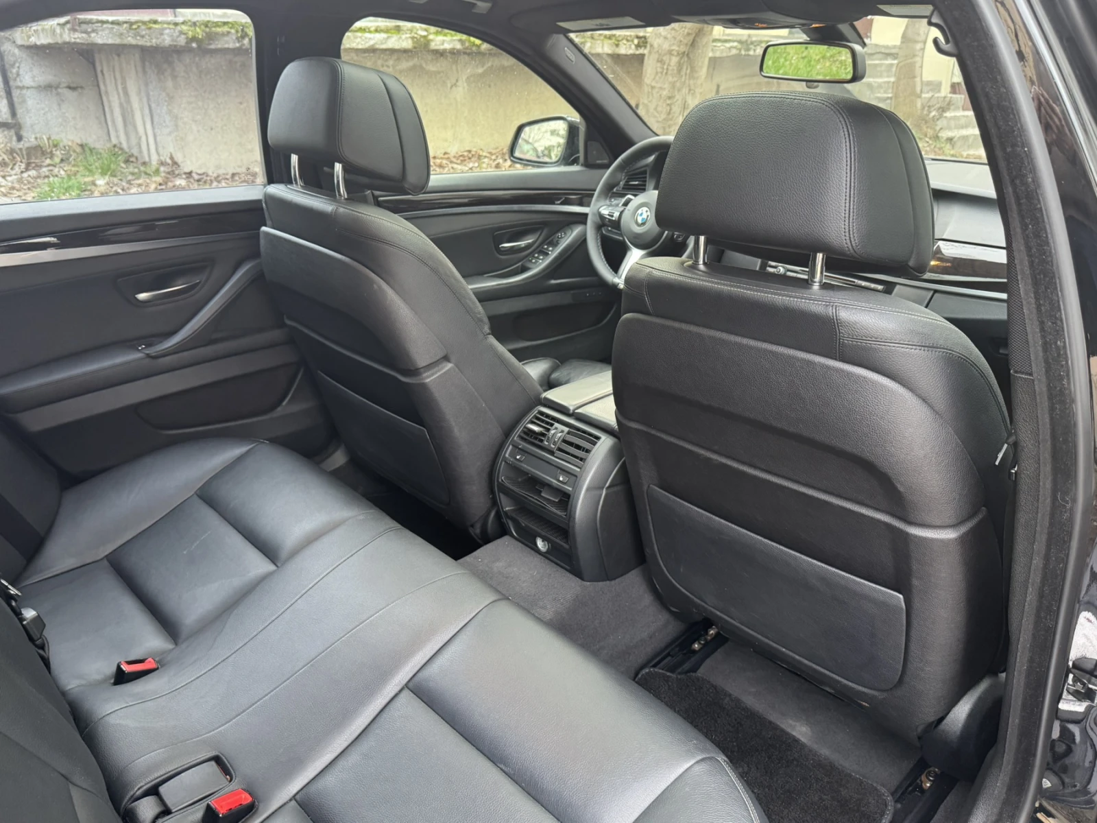 BMW 528 Xi, снимка 15 - Автомобили и джипове - 54054420