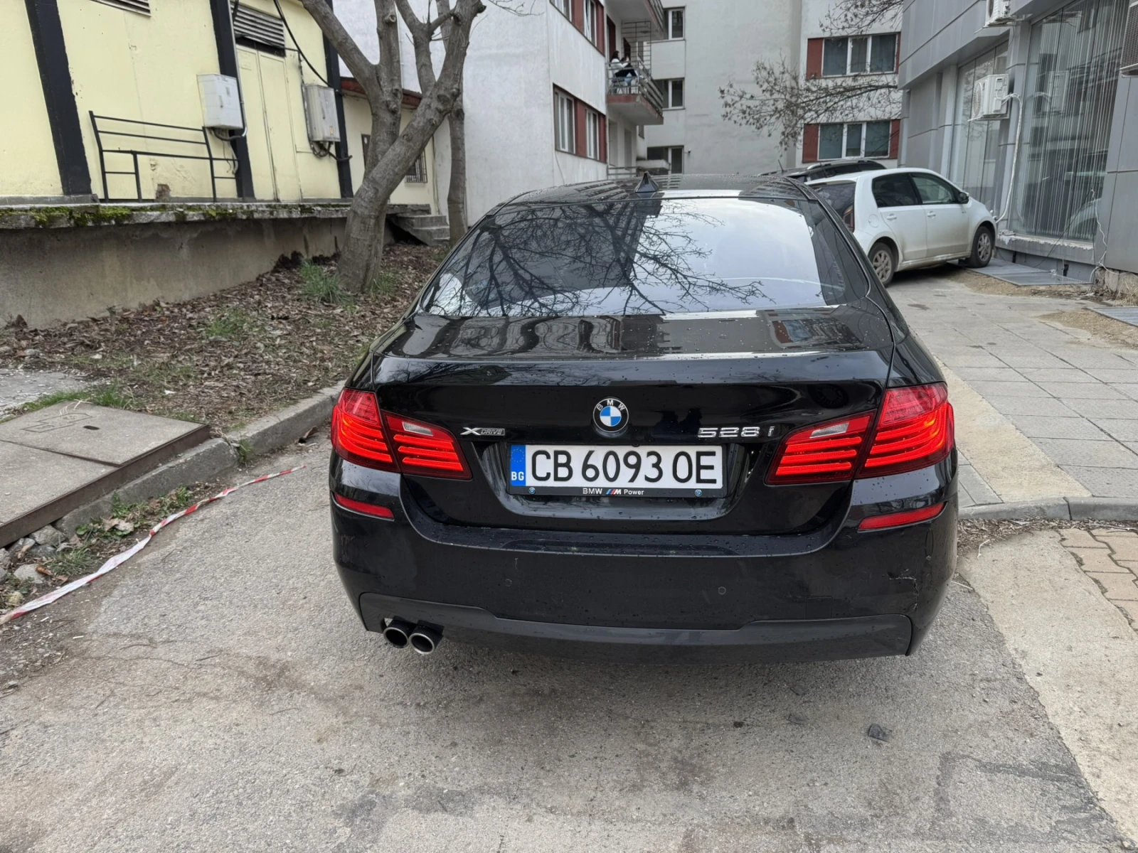 BMW 528 Xi, снимка 6 - Автомобили и джипове - 54054420