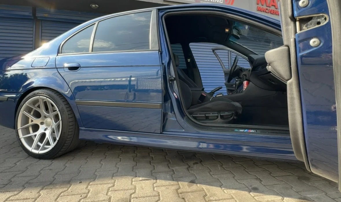 BMW 528, снимка 4 - Автомобили и джипове - 54114416