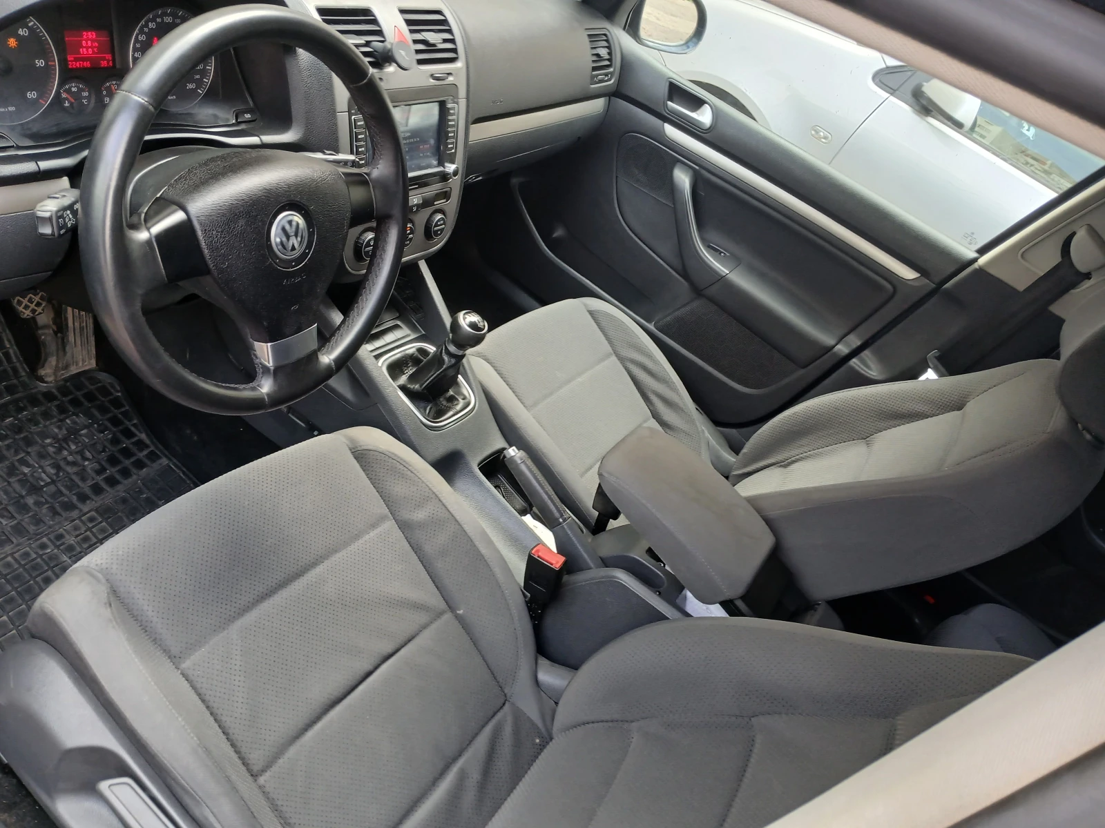 VW Golf, снимка 8 - Автомобили и джипове - 54208014