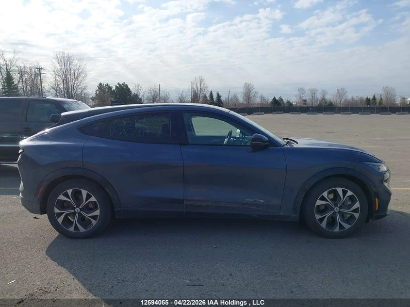 Ford Mustang Mach-E Premium AWD, снимка 13 - Автомобили и джипове - 54324239