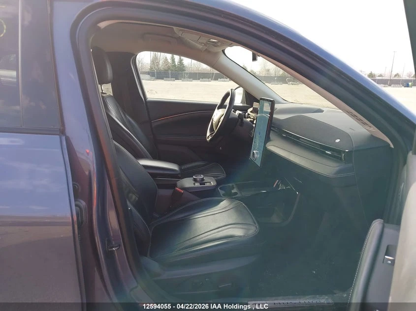 Ford Mustang Mach-E Premium AWD, снимка 5 - Автомобили и джипове - 54324239