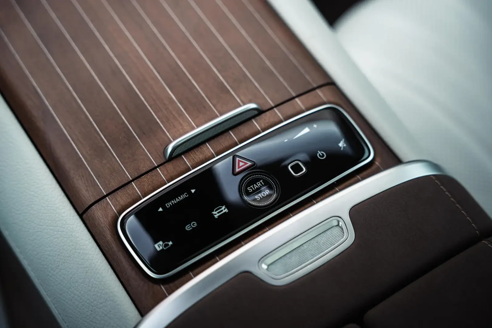 Mercedes-Benz EQS 580, снимка 13 - Автомобили и джипове - 54943984