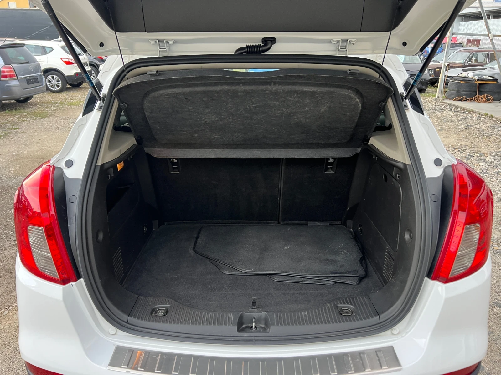 Opel Mokka X 1.6CDTI-136к.с./ Автоматик/ Камера/ Нави/ Keyless, снимка 9 - Автомобили и джипове - 55404579