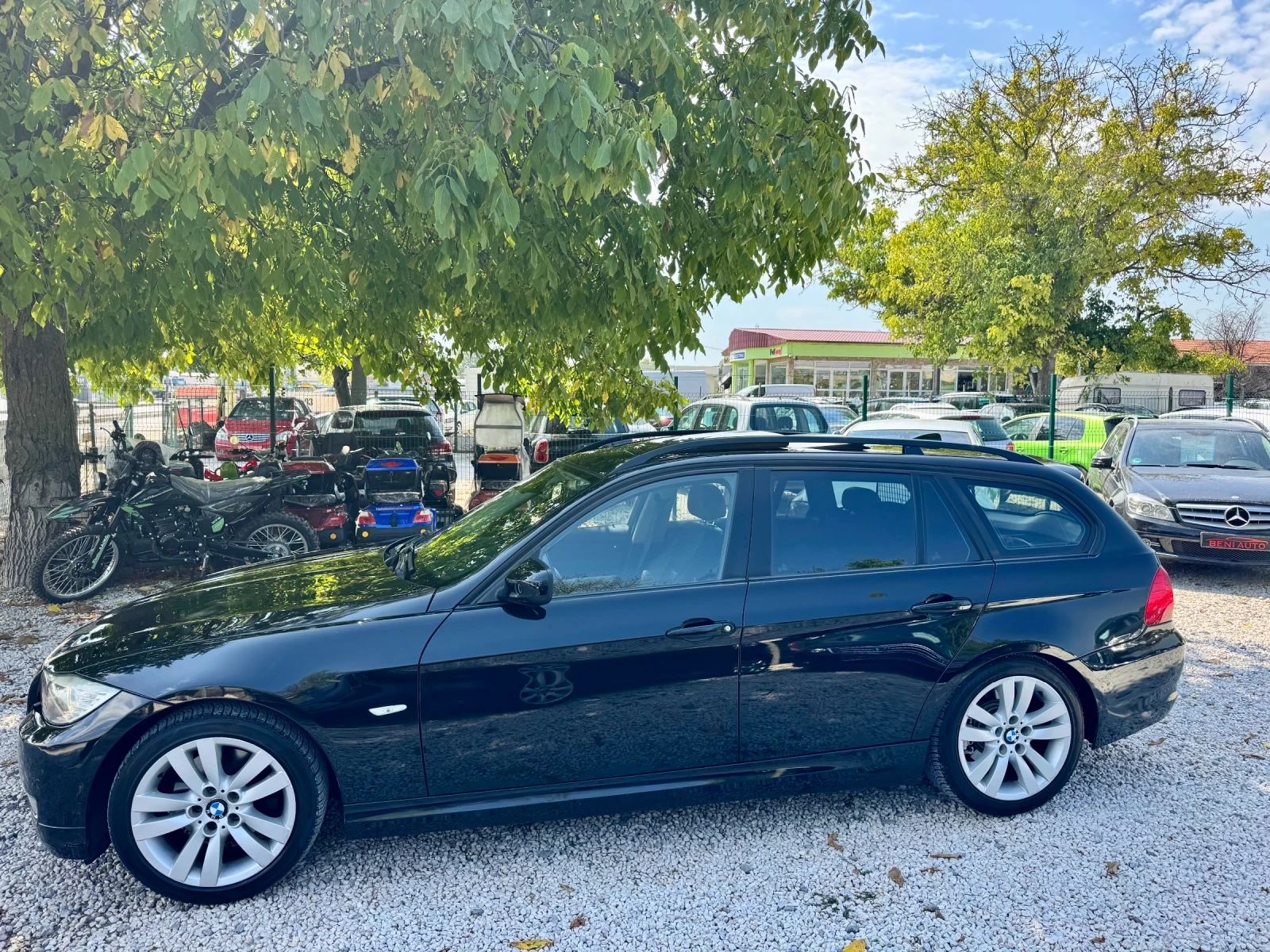BMW 320 TOP, снимка 3 - Автомобили и джипове - 55966381