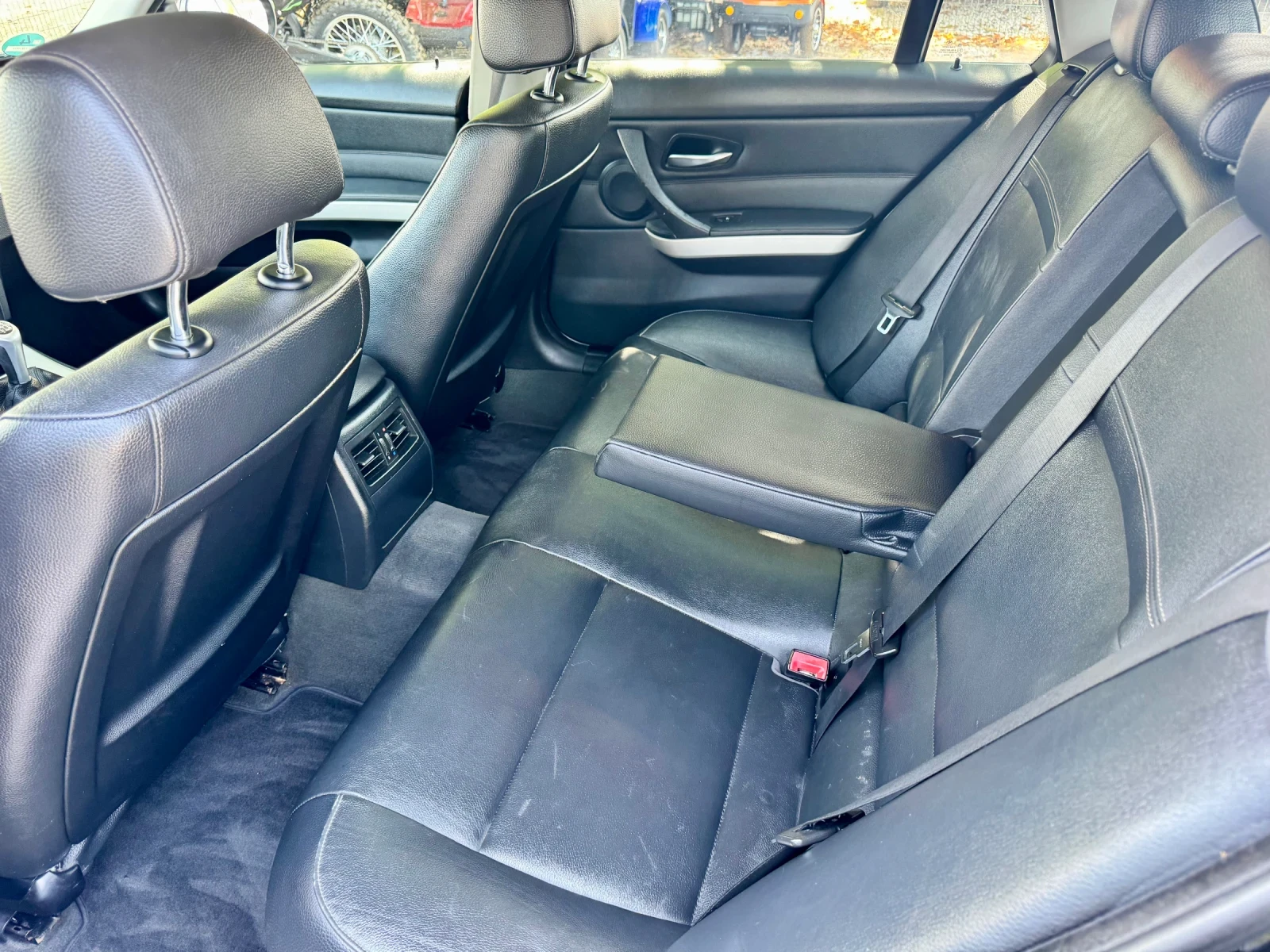BMW 320 TOP, снимка 11 - Автомобили и джипове - 55966381