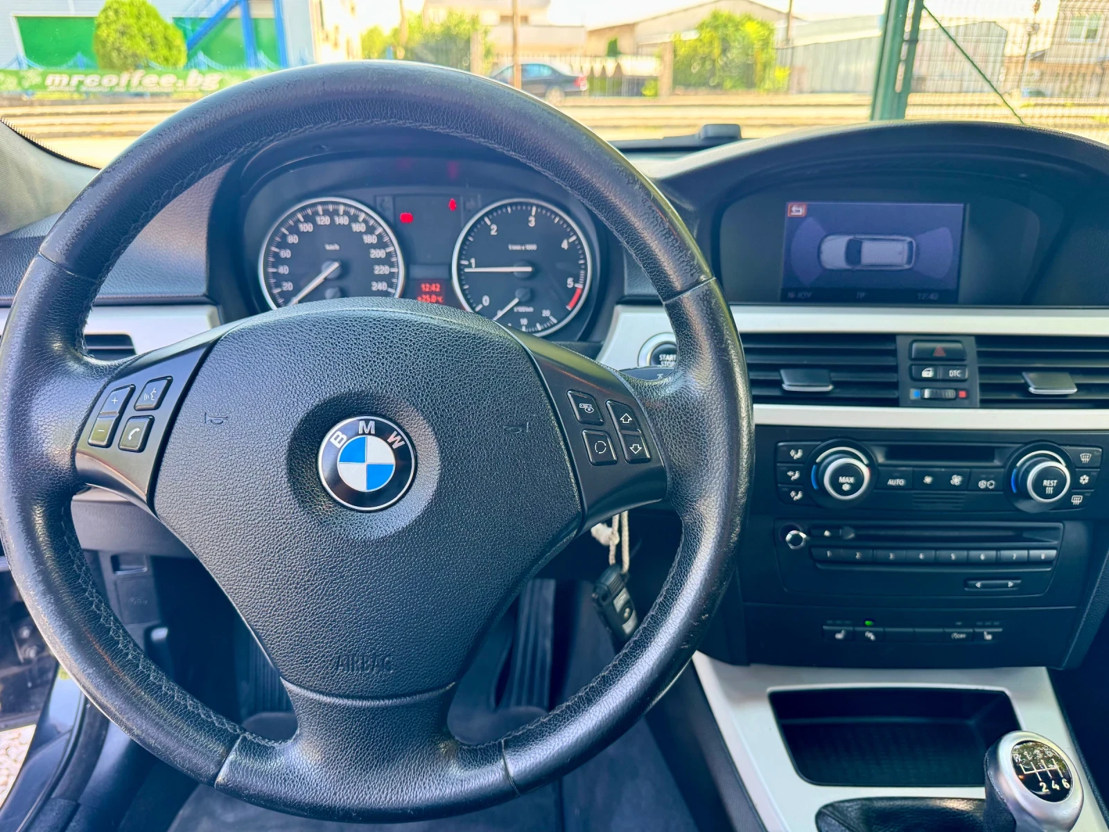BMW 320 TOP, снимка 9 - Автомобили и джипове - 55966381