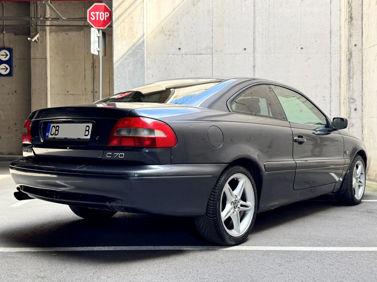 Volvo C70 T5, снимка 9 - Автомобили и джипове - 56175794