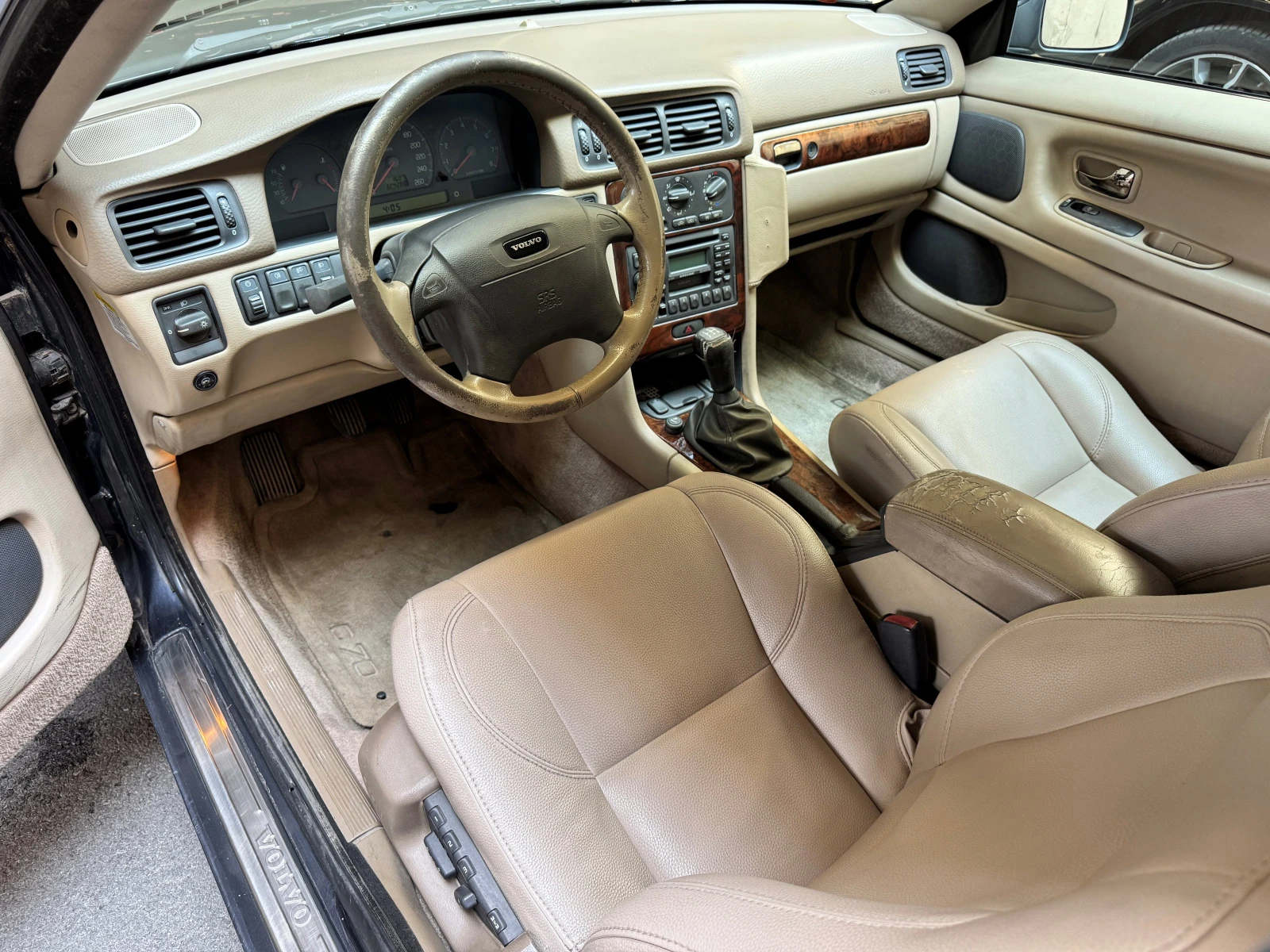 Volvo C70 T5, снимка 12 - Автомобили и джипове - 56175794