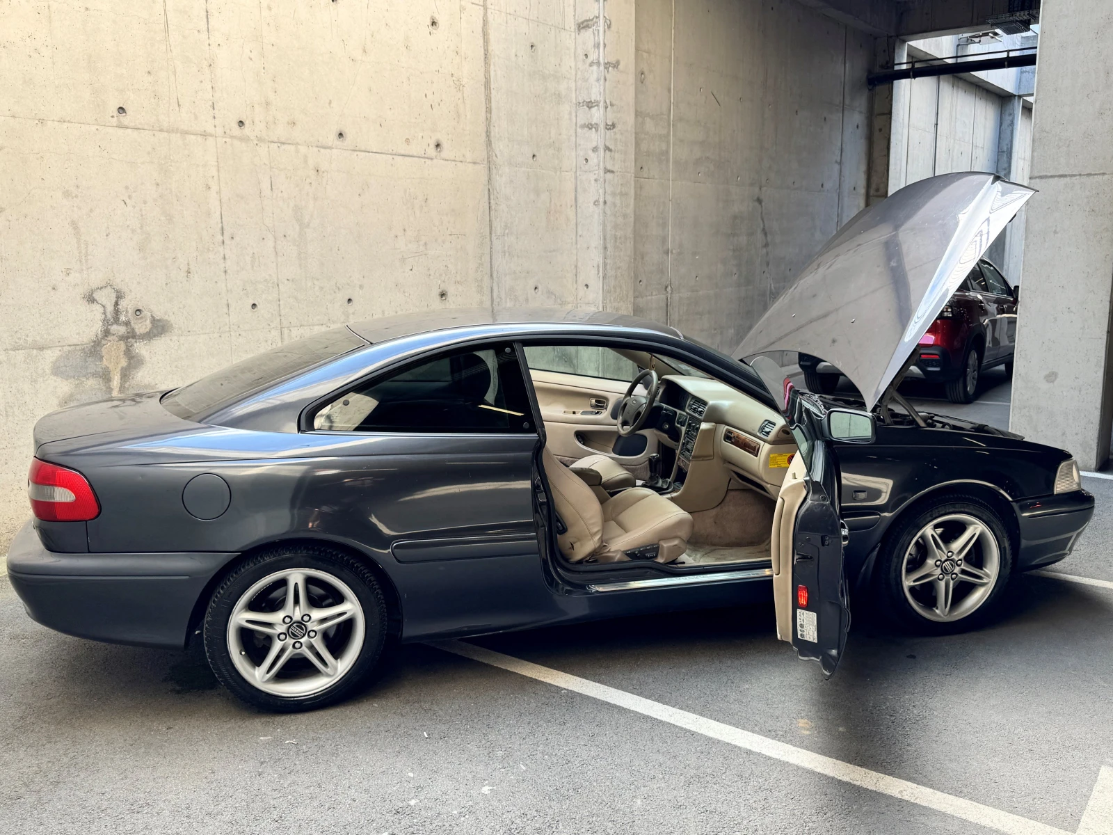 Volvo C70 T5, снимка 10 - Автомобили и джипове - 56175794