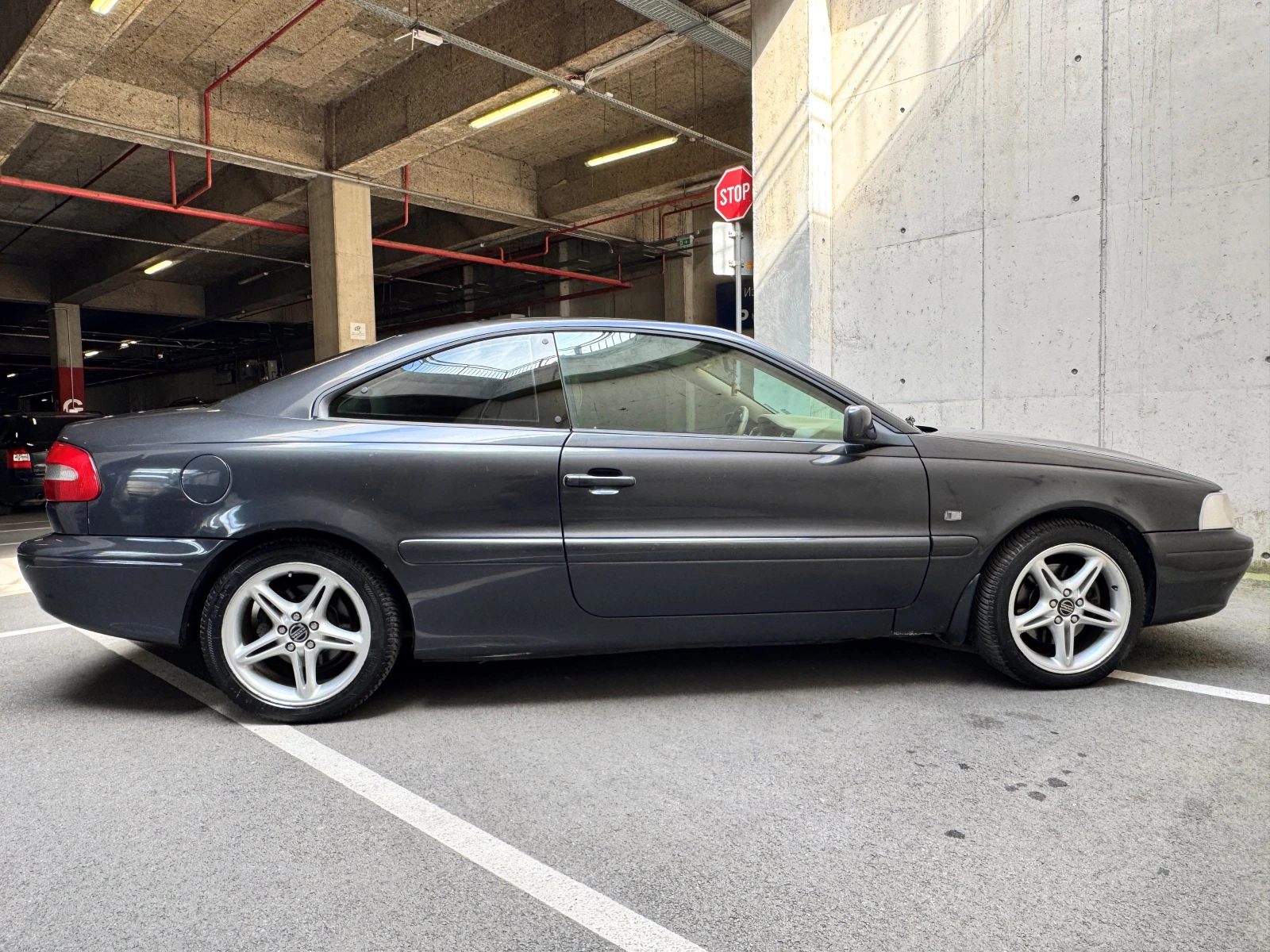 Volvo C70 T5, снимка 4 - Автомобили и джипове - 56175794
