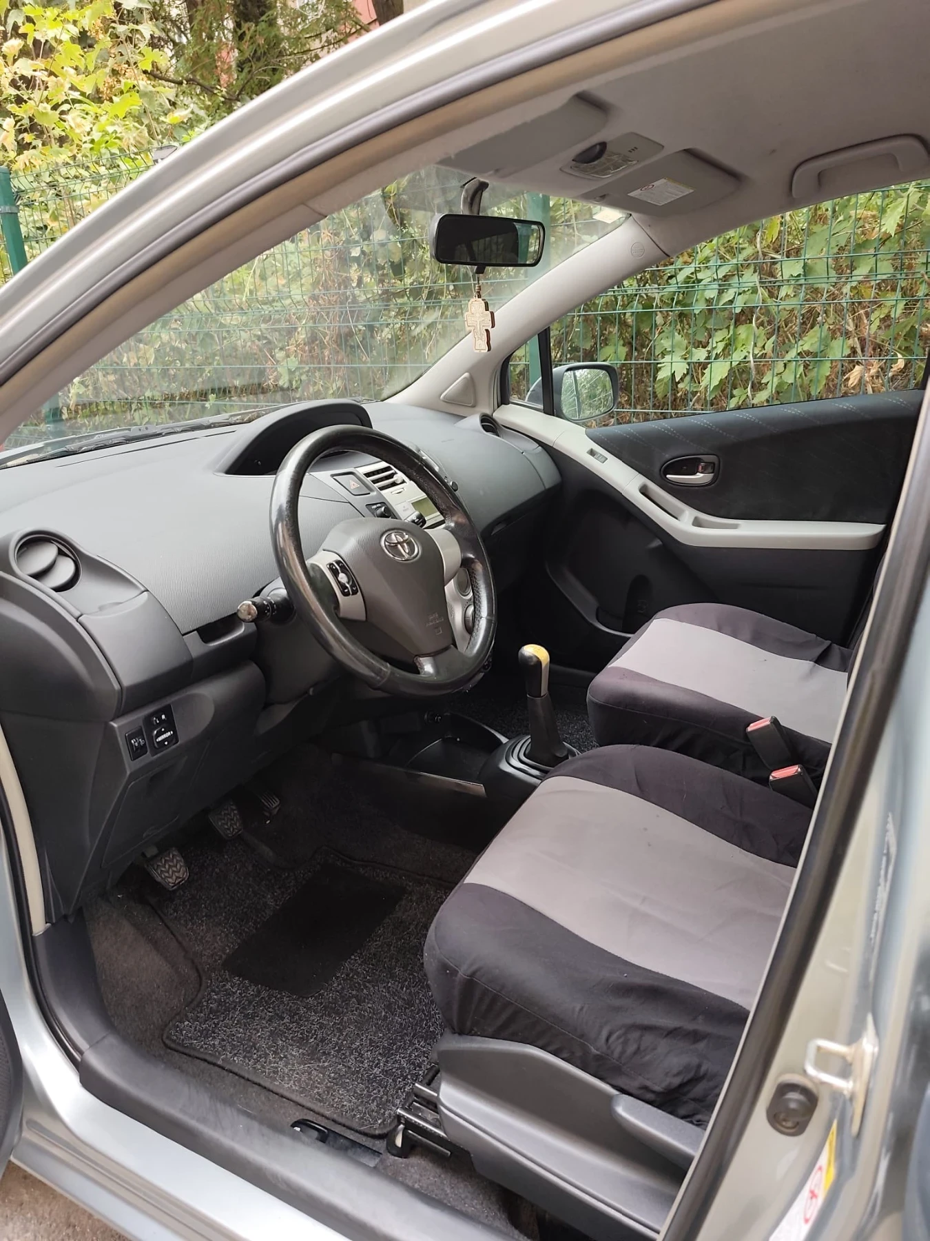 Toyota Yaris, снимка 7 - Автомобили и джипове - 56247457